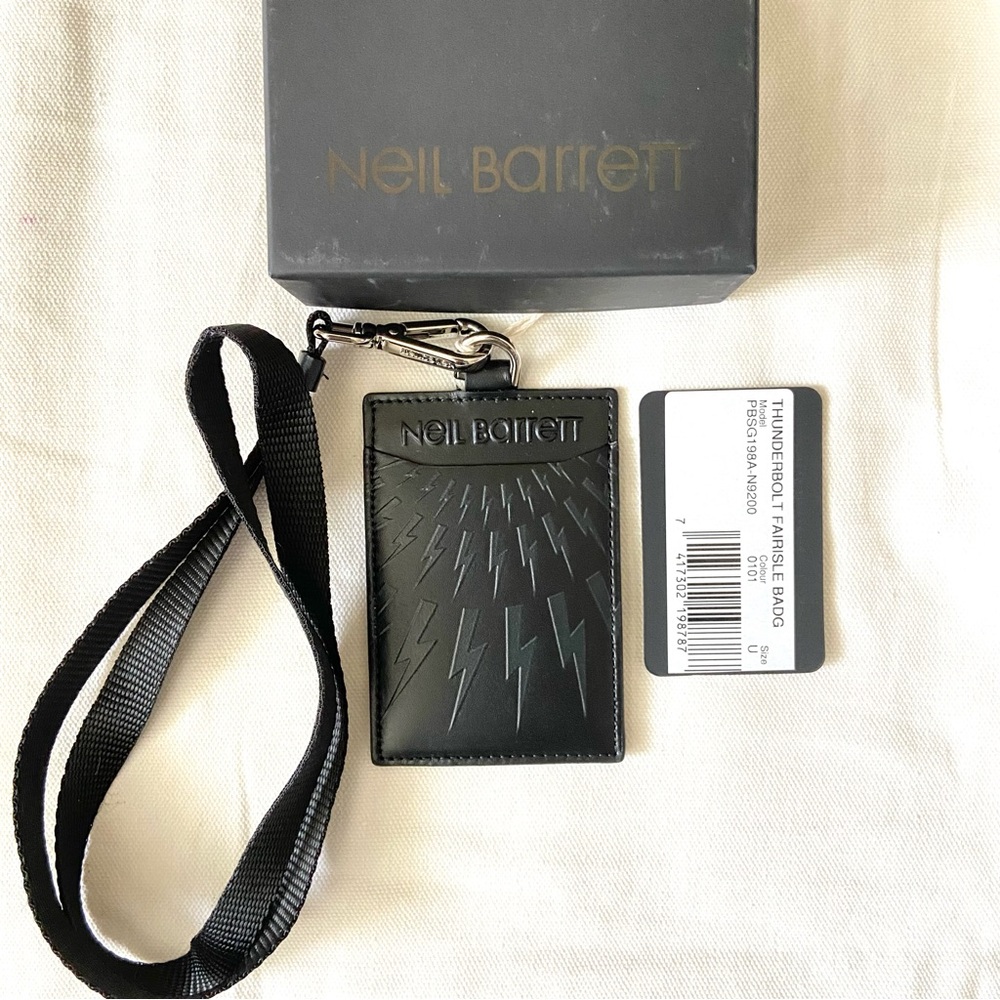NWT Neil Barrett Lightning Bolts Leather ID Card Holder with straps